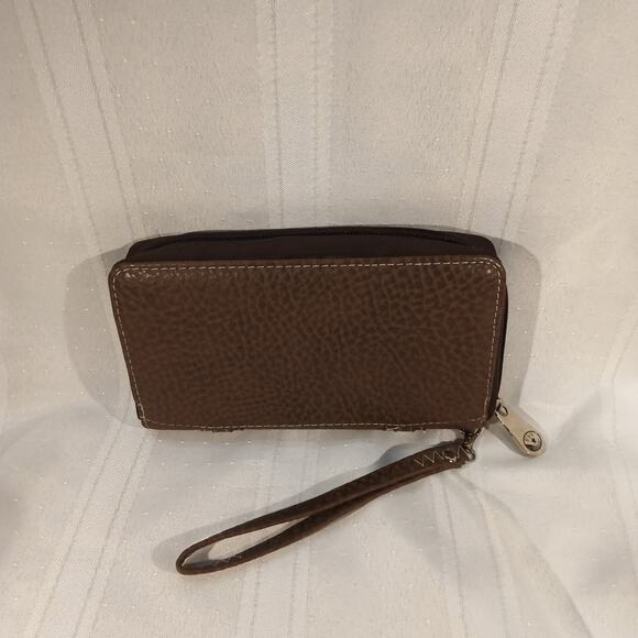 P & G Collection Brown Western Wristlet Wallet w/ Studded Heart Design - Picture 6 of 9